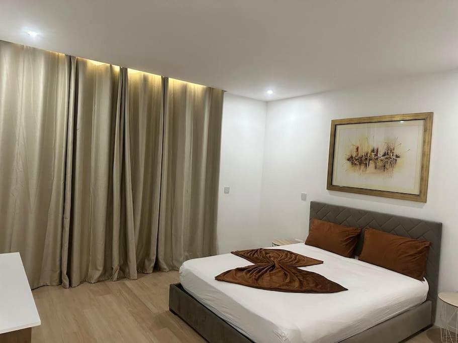 Ocean Mirror Apartment Praia Bagian luar foto