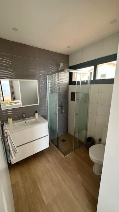 Ocean Mirror Apartment Praia Bagian luar foto
